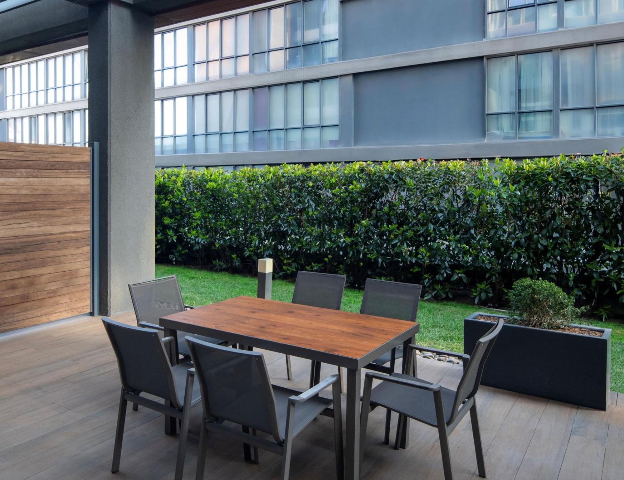 Hotel Movenpick Living Istanbul West Zewnętrze zdjęcie