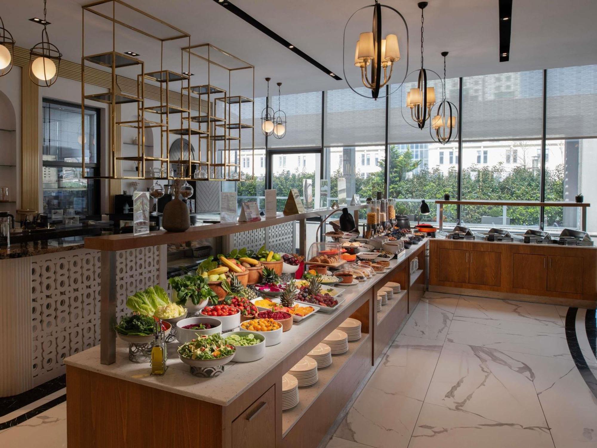 Hotel Movenpick Living Istanbul West Zewnętrze zdjęcie