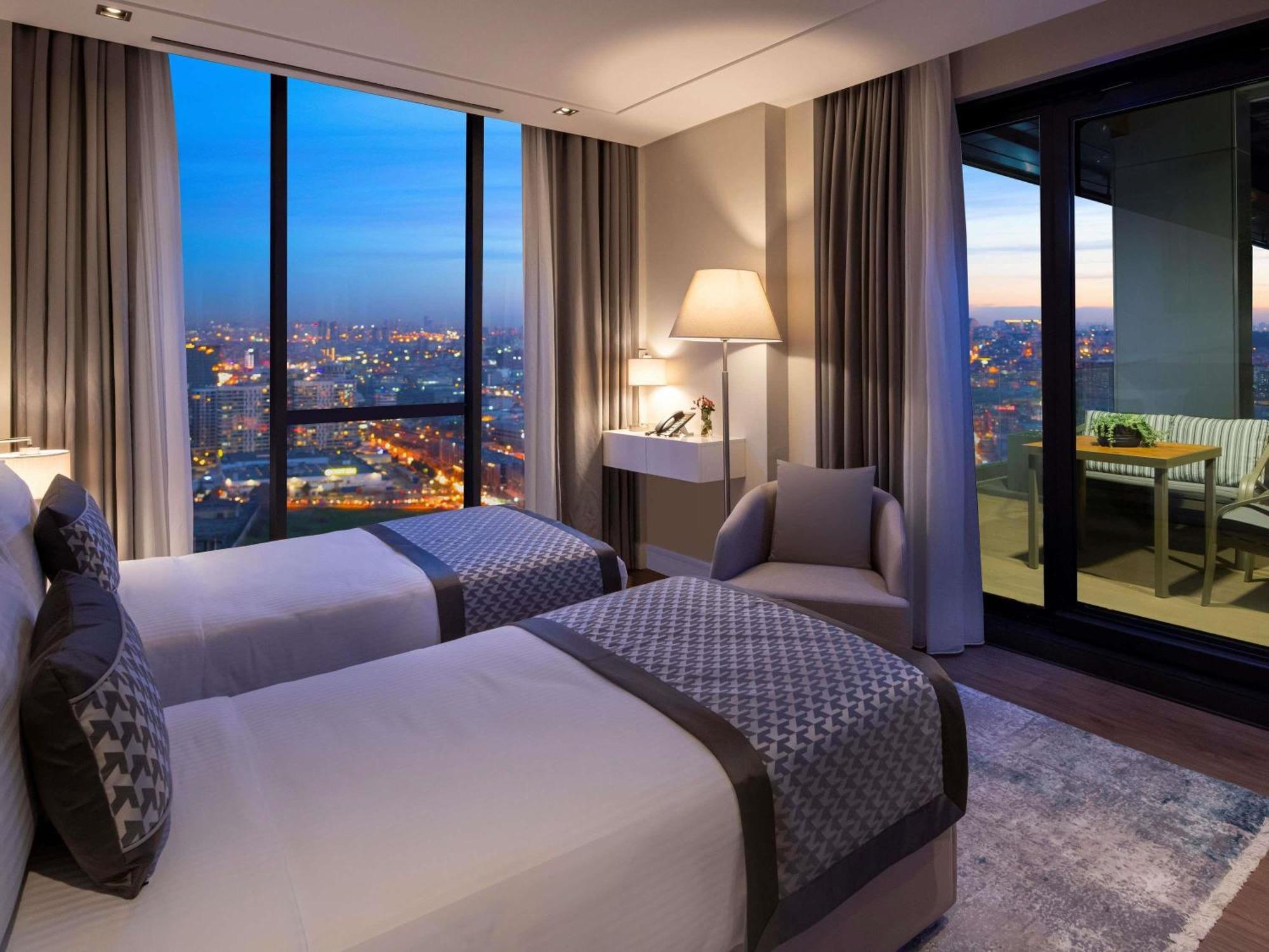 Hotel Movenpick Living Istanbul West Zewnętrze zdjęcie