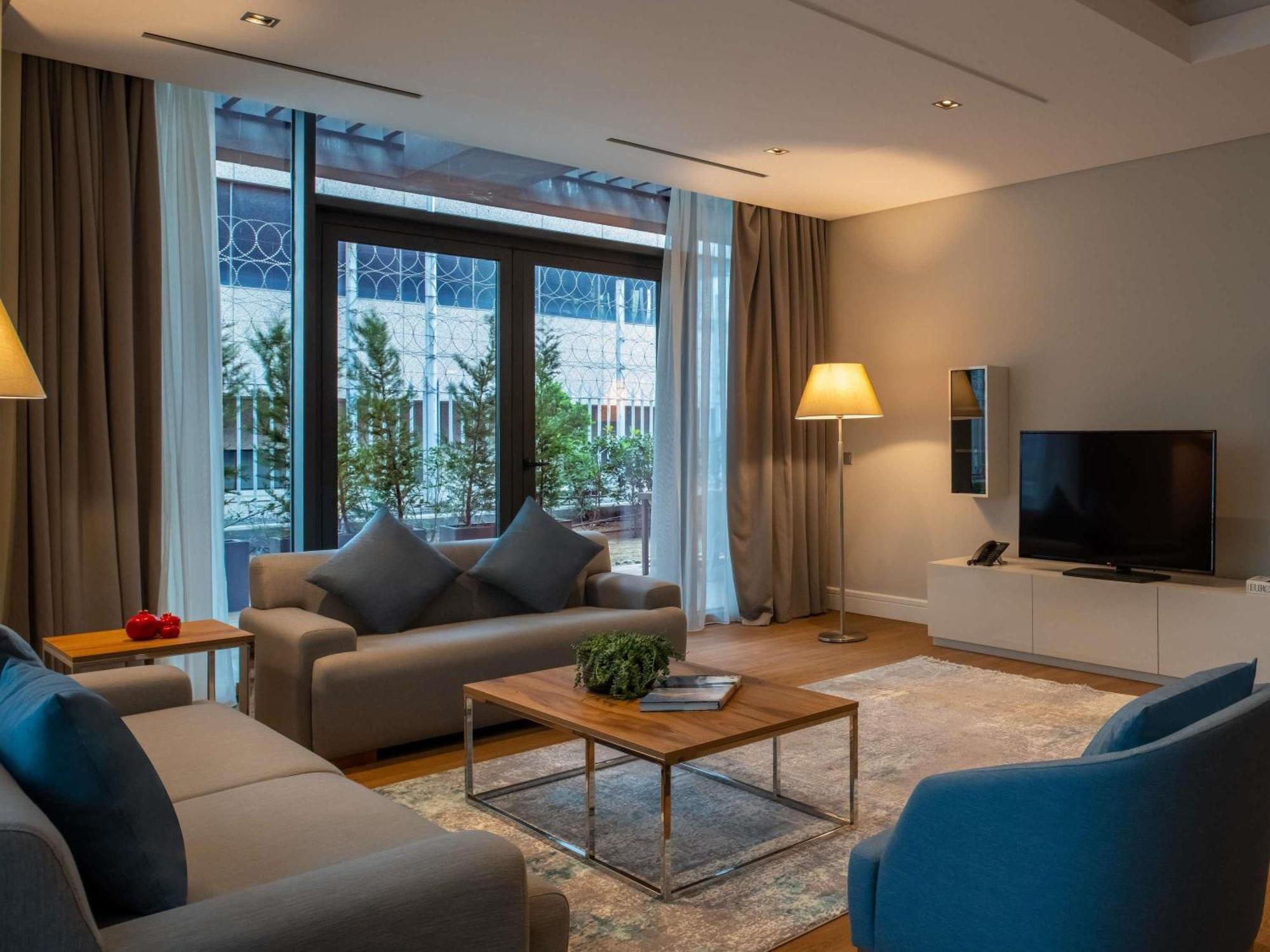 Hotel Movenpick Living Istanbul West Zewnętrze zdjęcie